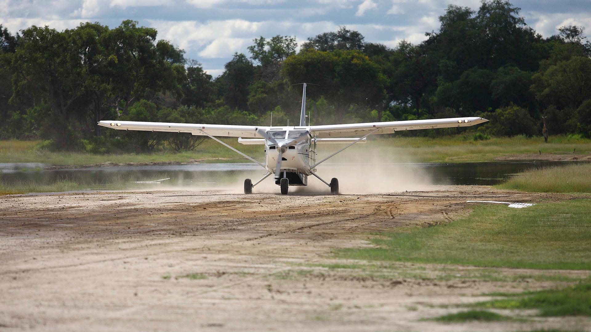 landing-serengeti.jpg